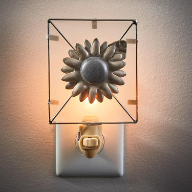 Crestwood Night Light - Park Designs - The Fox Decor